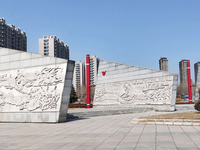 鸡西